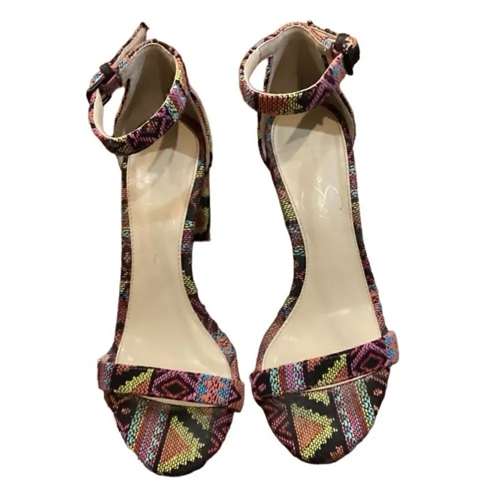 Jessica Simpson 5.5 Monrae Aztec Block Heel - Picture 5 of 14